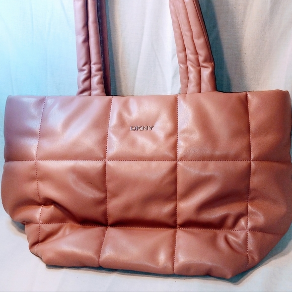 DKNY Poppy Quilted Tote bag - Picture 2 of 6